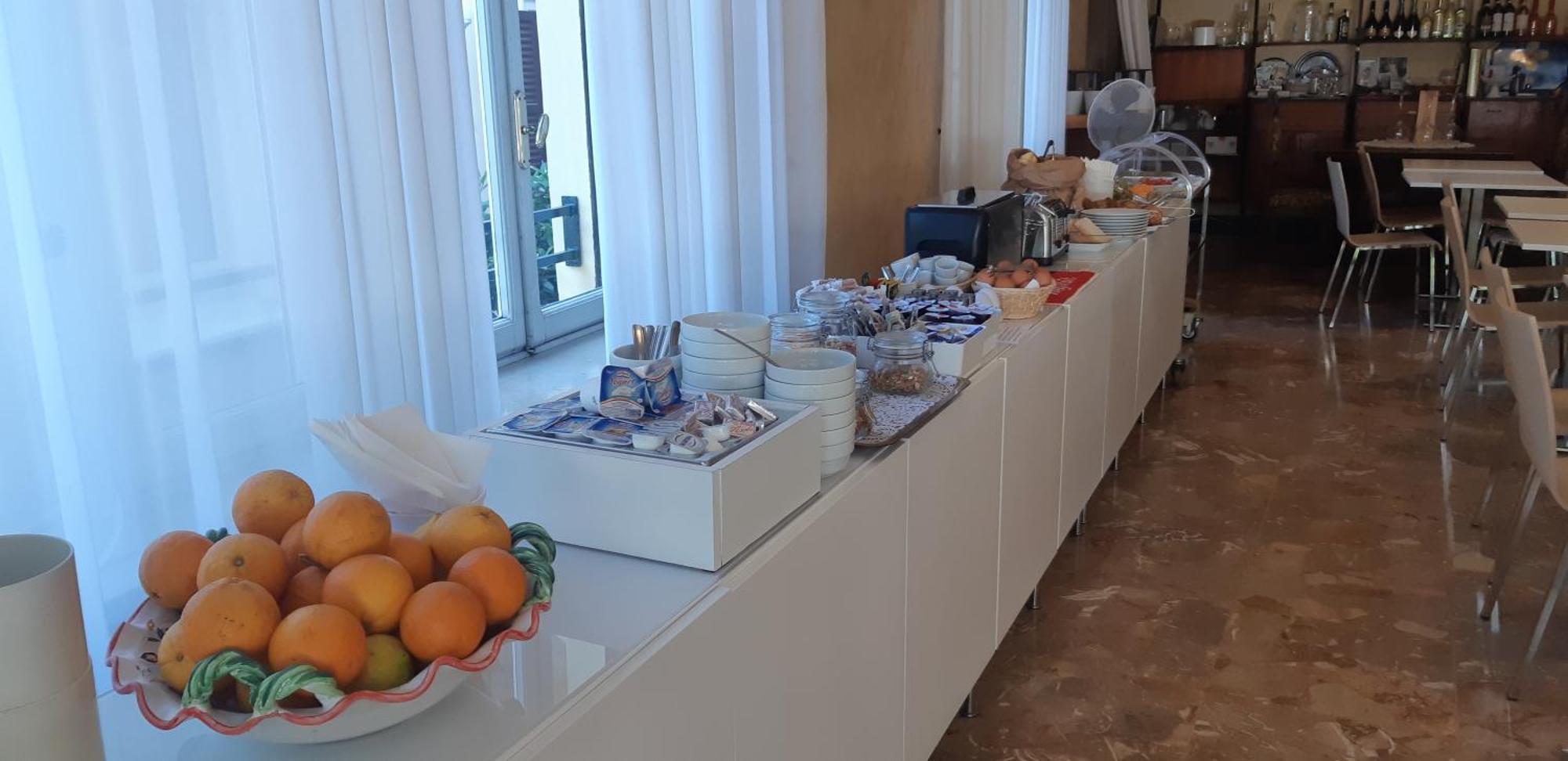 Hotel Tre Corone 가르다 외부 사진