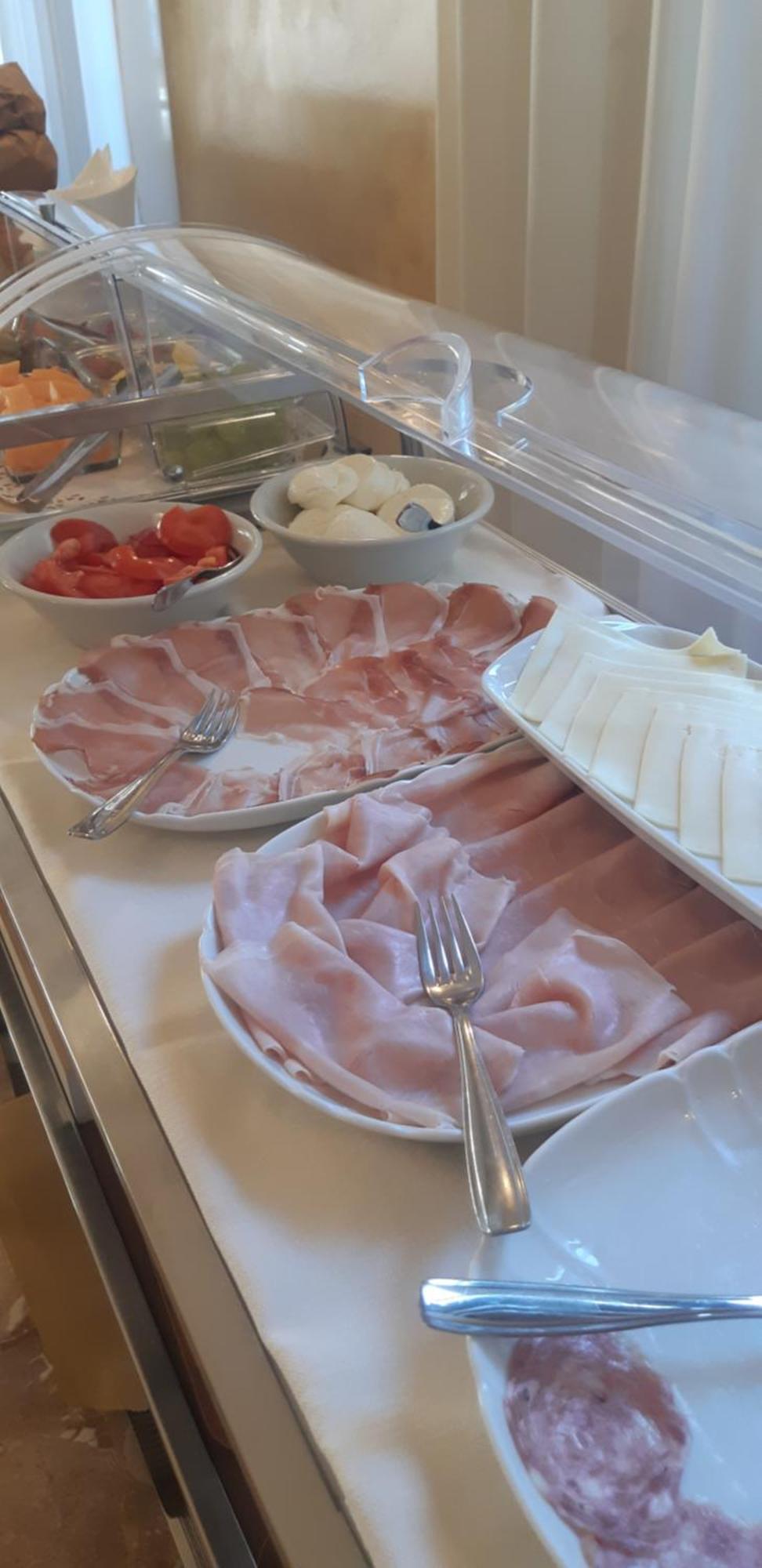 Hotel Tre Corone 가르다 외부 사진